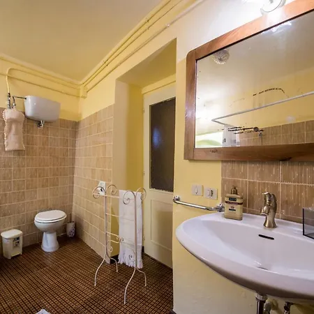 بيت للعطل House Near Assisi Perfect For Holidays With Animals